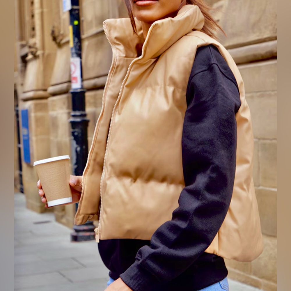 Puffer faux leather front crop vest Tan Size M NWT